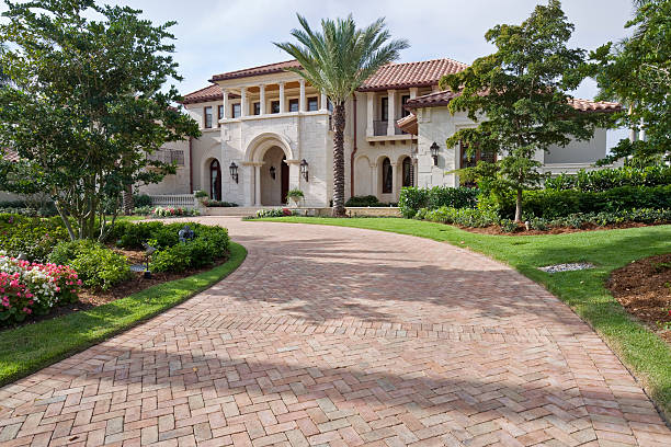 Best Professional Driveway Pavers  in Waialua, HI